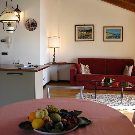 Alveluu Ristorante E Suites Tremezzo Værelse billede
