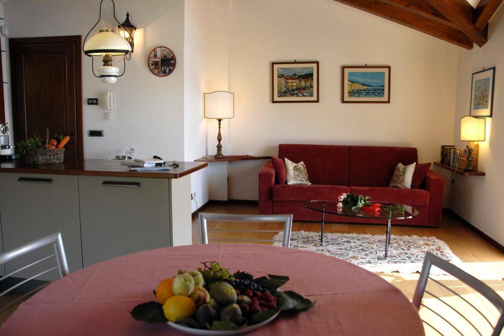 Alveluu Ristorante E Suites Tremezzo Værelse billede